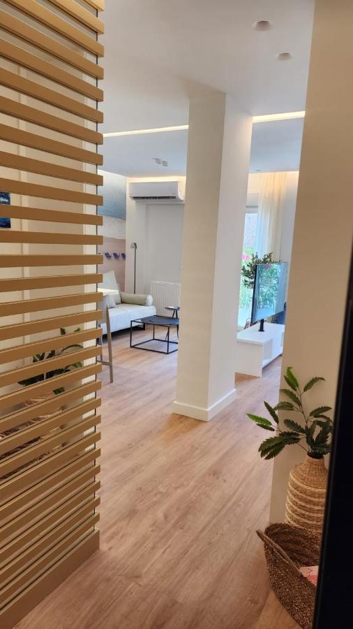 Renovated Apartment With Roof Garden Access, 15 M Walk To Acropolis Atenas Exterior foto