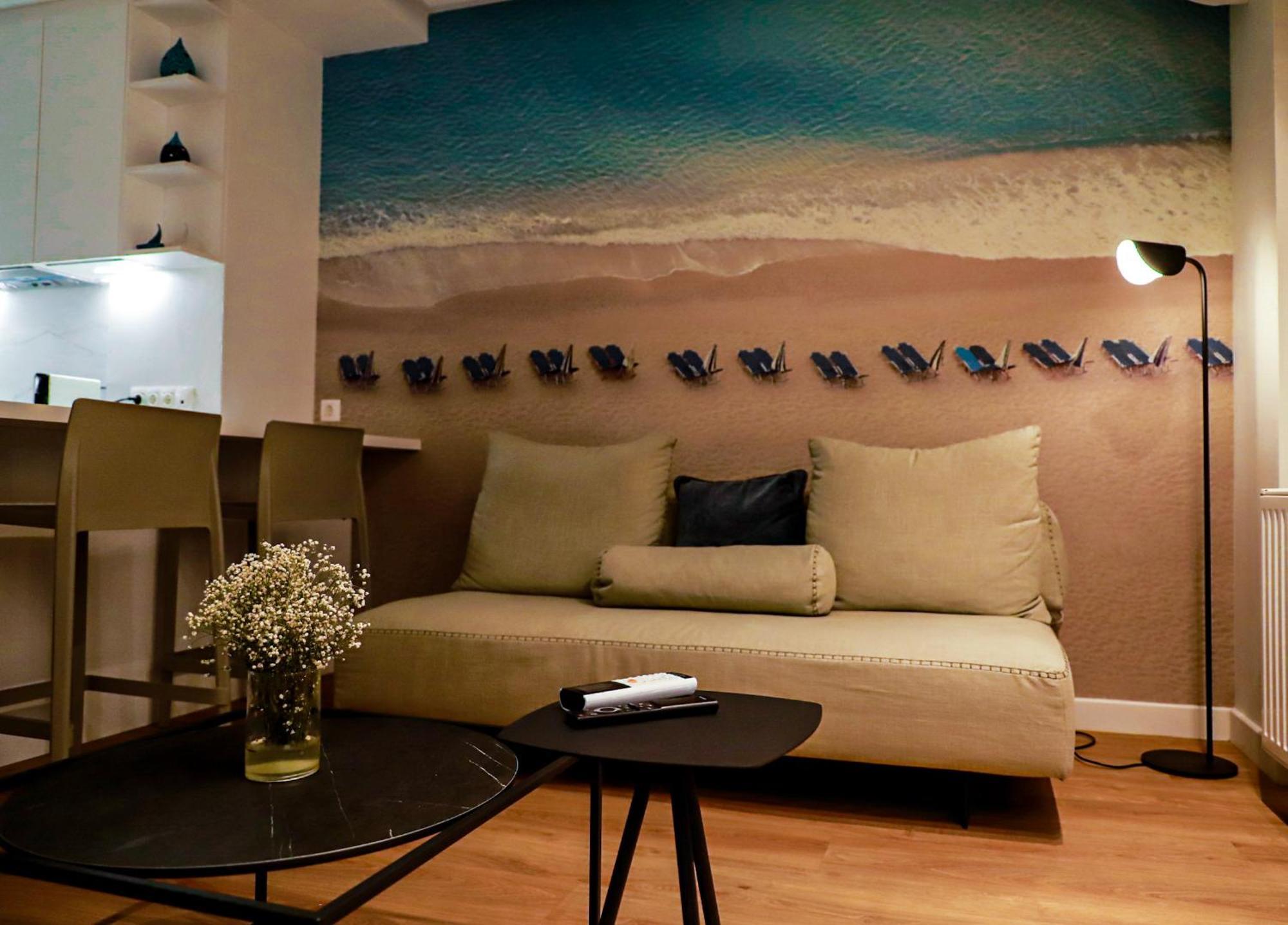 Renovated Apartment With Roof Garden Access, 15 M Walk To Acropolis Atenas Exterior foto