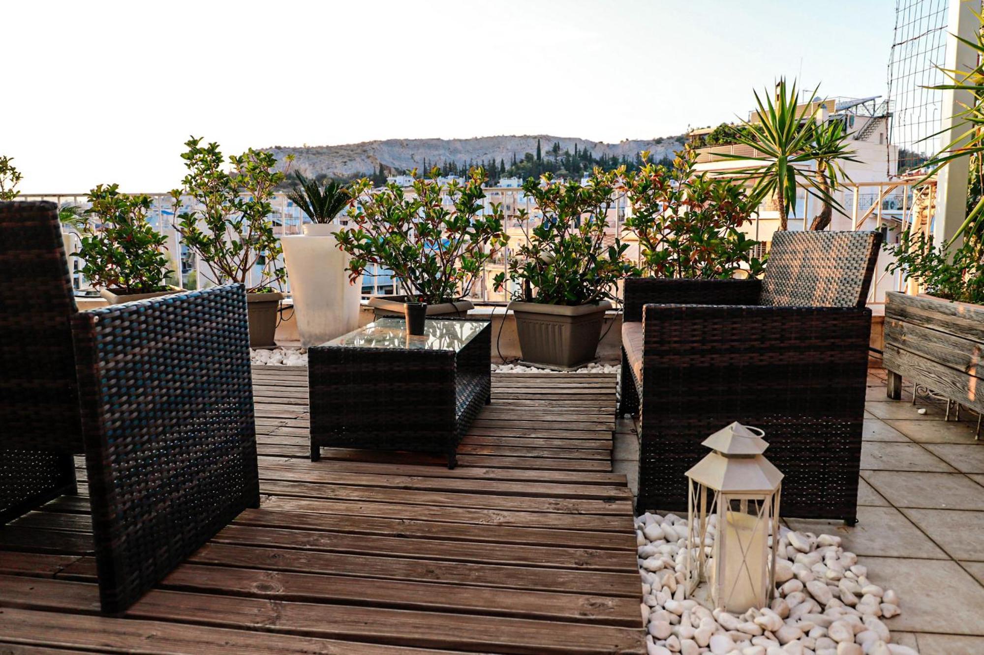Renovated Apartment With Roof Garden Access, 15 M Walk To Acropolis Atenas Exterior foto